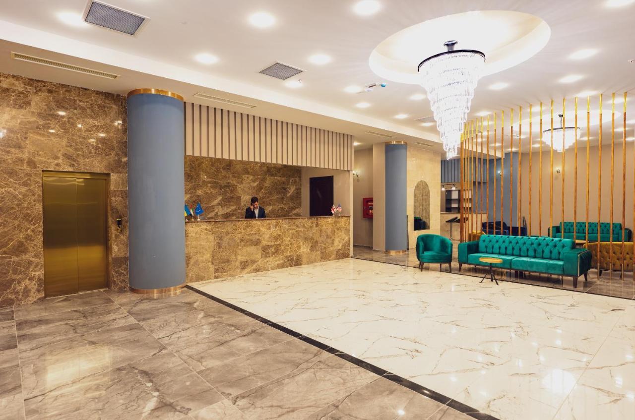 Hotel Residence Plaza Tbilisi Esterno foto