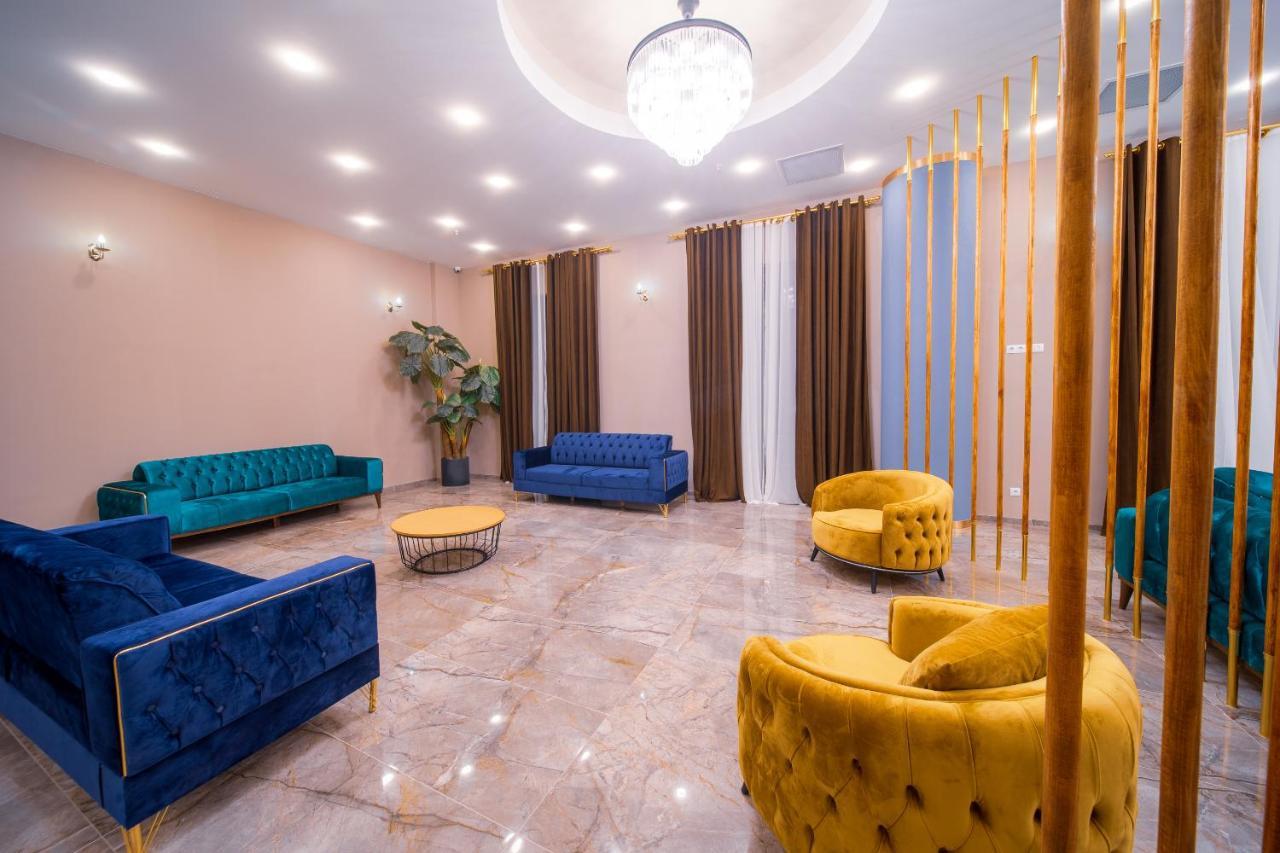 Hotel Residence Plaza Tbilisi Esterno foto