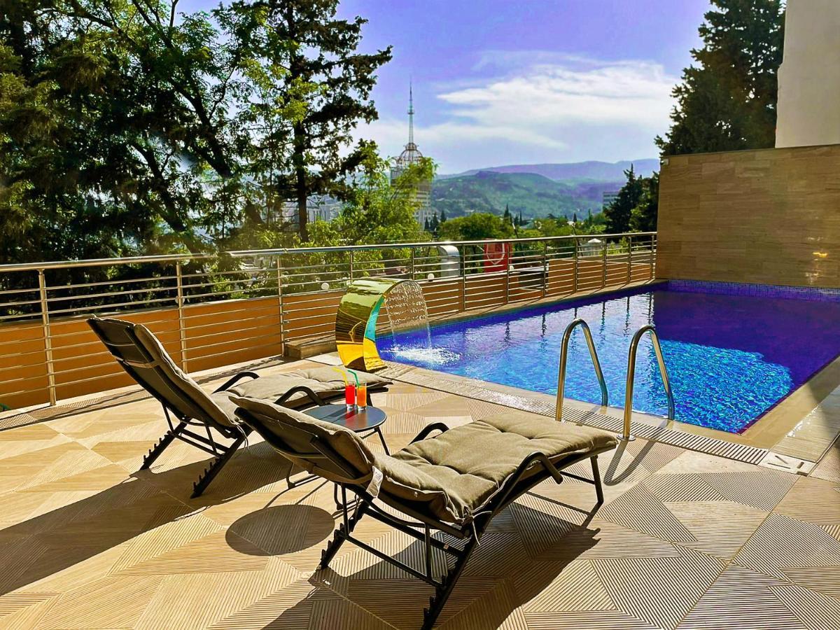 Hotel Residence Plaza Tbilisi Esterno foto